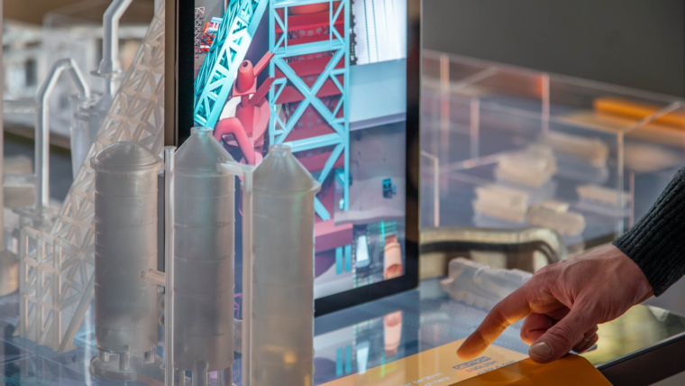 INTERACTIVE STEEL WORKS MODEL